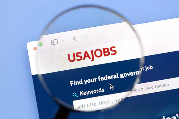 Government Job Search Websites for Immigrants